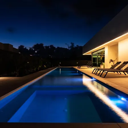 Tenik Villa